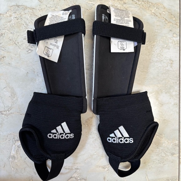 Adidas Kid’s Ghost Blue and Black Shin Guards - Size L (Age 10-13) - Picture 5 of 7